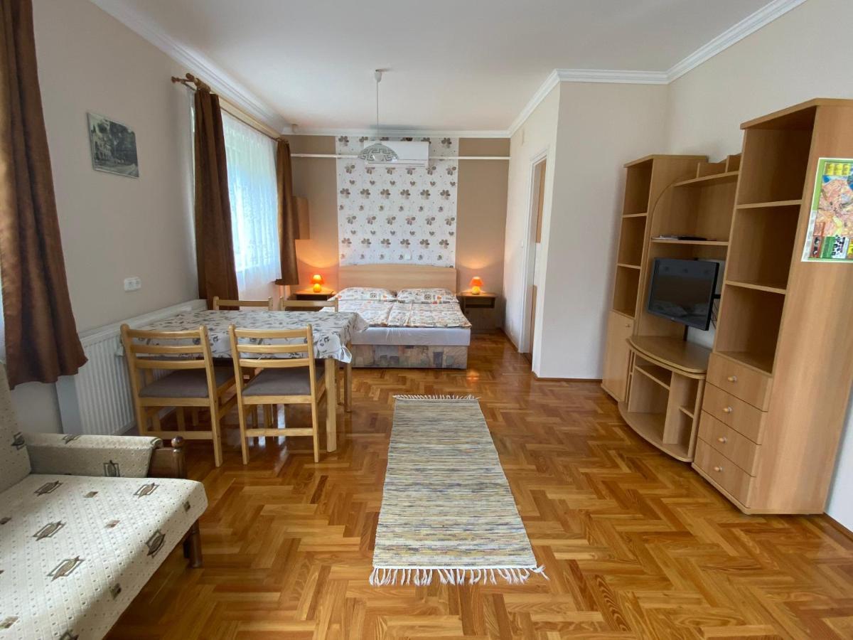 شقة Magyar Apartman Hajdúszoboszló المظهر الخارجي الصورة